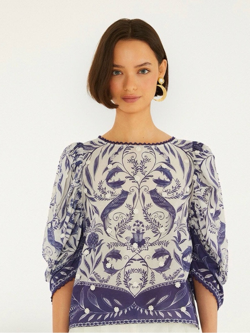 Farm Rio Off-White Nina 3d Flowers Blouse